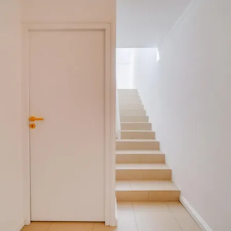 Dans Les Arbres, Proche Holiday home *