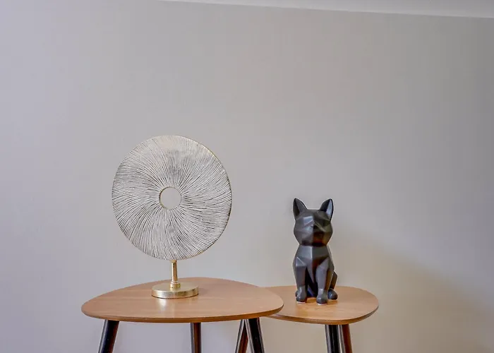 Dans Les Arbres, Proche Holiday home *